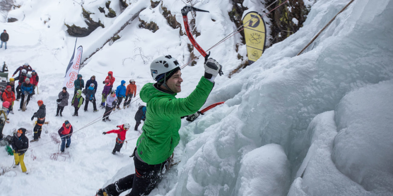 Eisklettern lernen - am besten mit einem Profi!