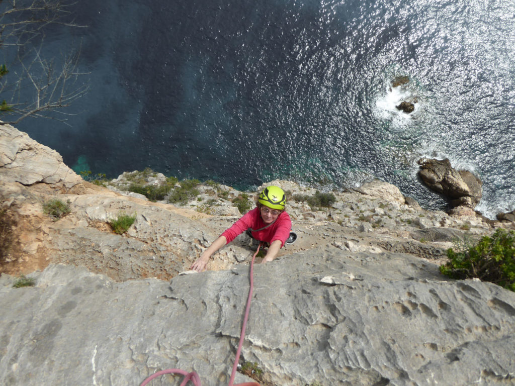Griffiger Kalk an der Pedra Long.