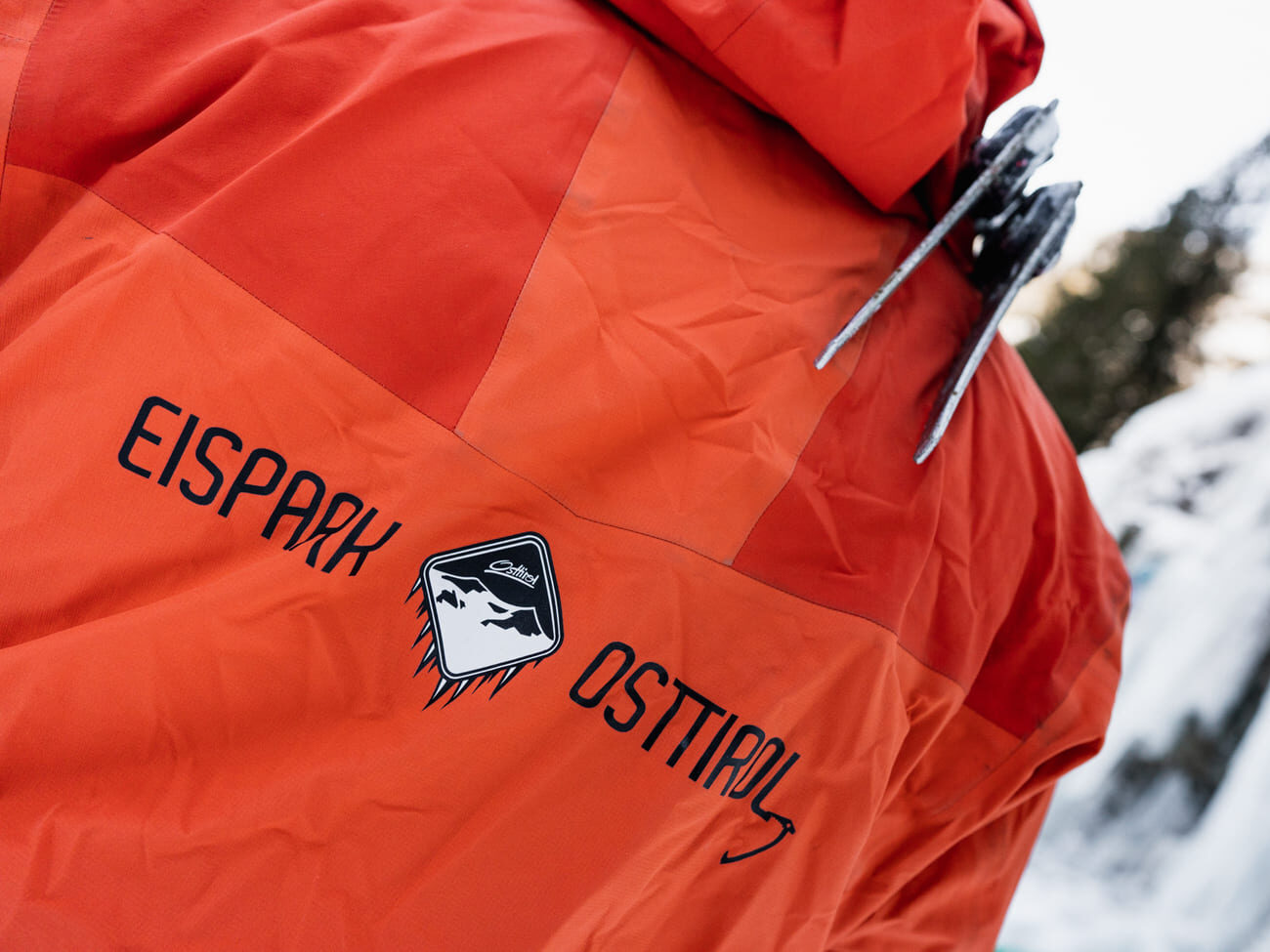 Der Eispark Osttirol, Österreichs größter künstlicher Eisklettergarten, bietet die beste Möglichkeit für einen Schnuppertag im Eis.