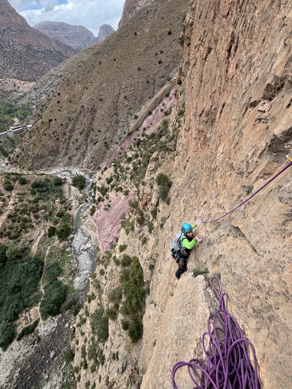 Unsere erste Kletterei - die “Belle et Berber” am Ifrig