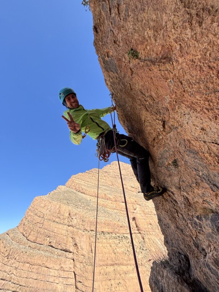 Die letzten steilen Meter am Ouijad, in der Route Widi Azyl