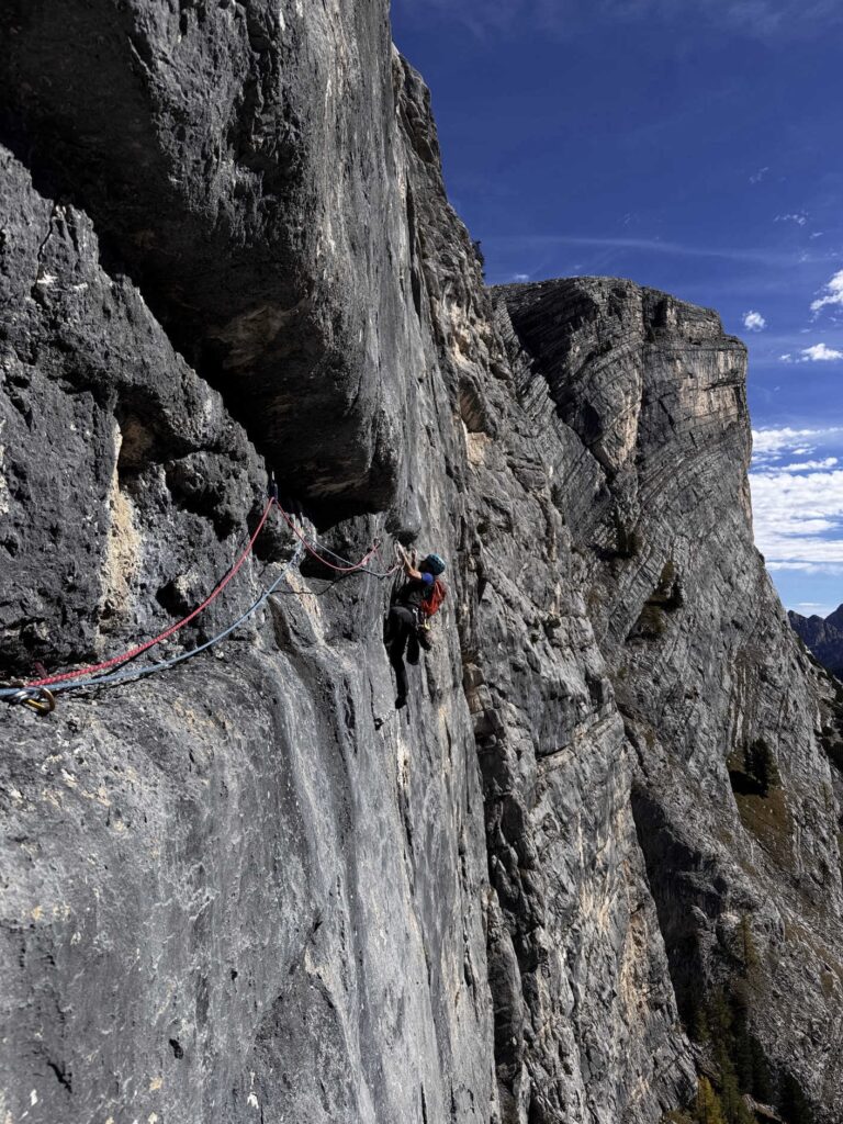Der 50m Quergang - Super Ponzio, Spalti di Col Becchei.
